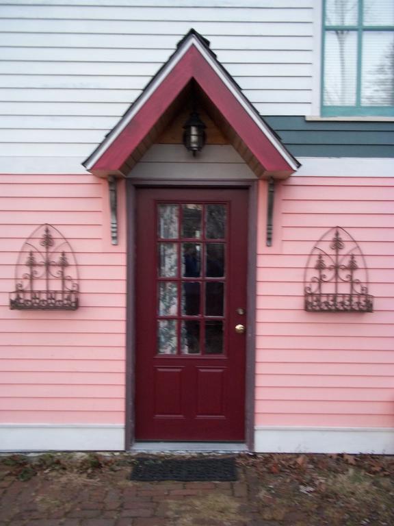 Enchanted Nights Bed & Bath Kittery Room photo