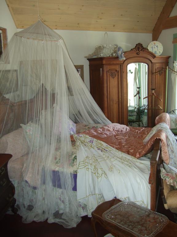 Enchanted Nights Bed & Bath Kittery Room photo