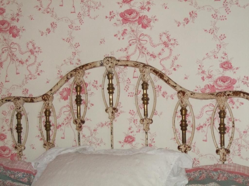Enchanted Nights Bed & Bath Kittery Room photo